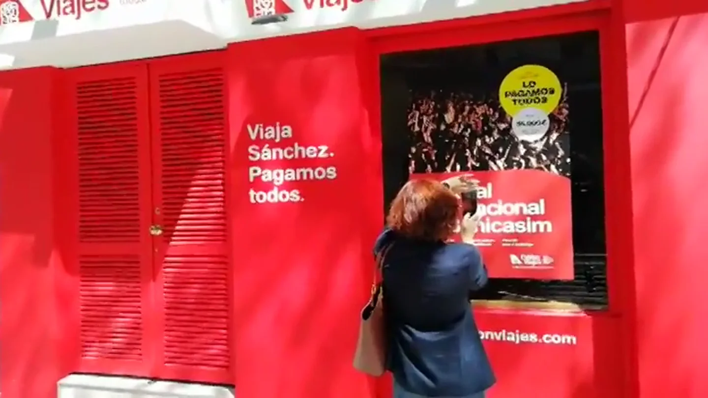 Local escogido por Nuevas Generaciones del PP para montar su campaña "Falcon Viajes" Local escogido por Nuevas Generaciones del PP para montar su campaña "Falcon Viajes"