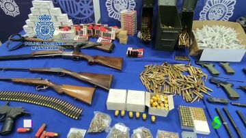 La policía desmantela en Córdoba un taller clandestino para modificar armas de fuego