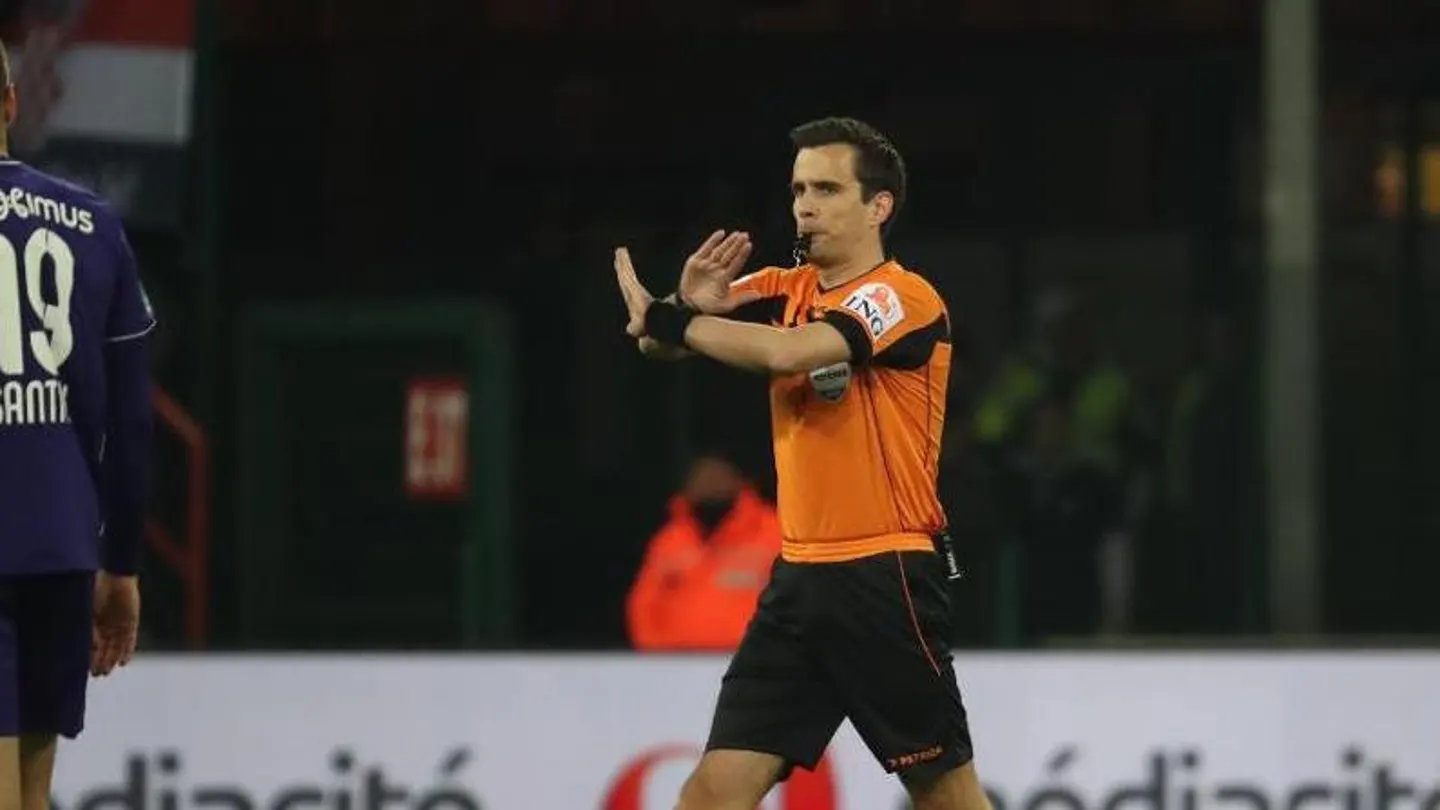 Erik Lambrechts suspende el Standard - Anderlecht Erik Lambrechts suspende el Standard - Anderlecht
