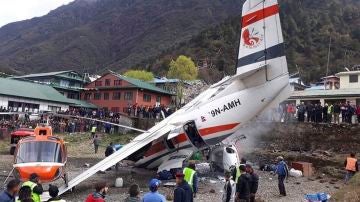 Imagen del avión estrellado en Nepal