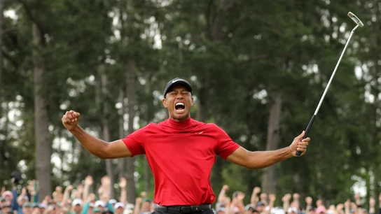 Tiger Woods celebra su victoria en Augusta Tiger Woods celebra su victoria en Augusta