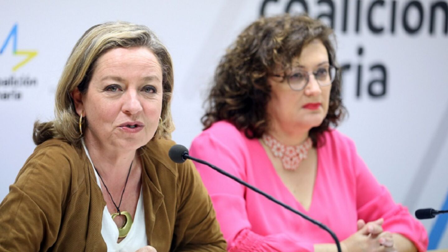 Las candidatas de CC al Congreso de los Diputados por Santa Cruz de Tenerife Ana Oramas y Guadalupe Gonz&aacute;lez