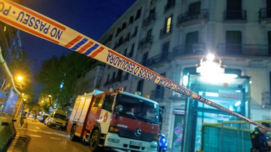 Imagen de la calle donde un hombre se atrincheró en su vivienda y amenazaba con autolesionarse Imagen de la calle donde un hombre se atrincheró en su vivienda y amenazaba con autolesionarse