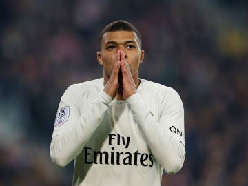 Mbappé se lamenta Mbappé se lamenta