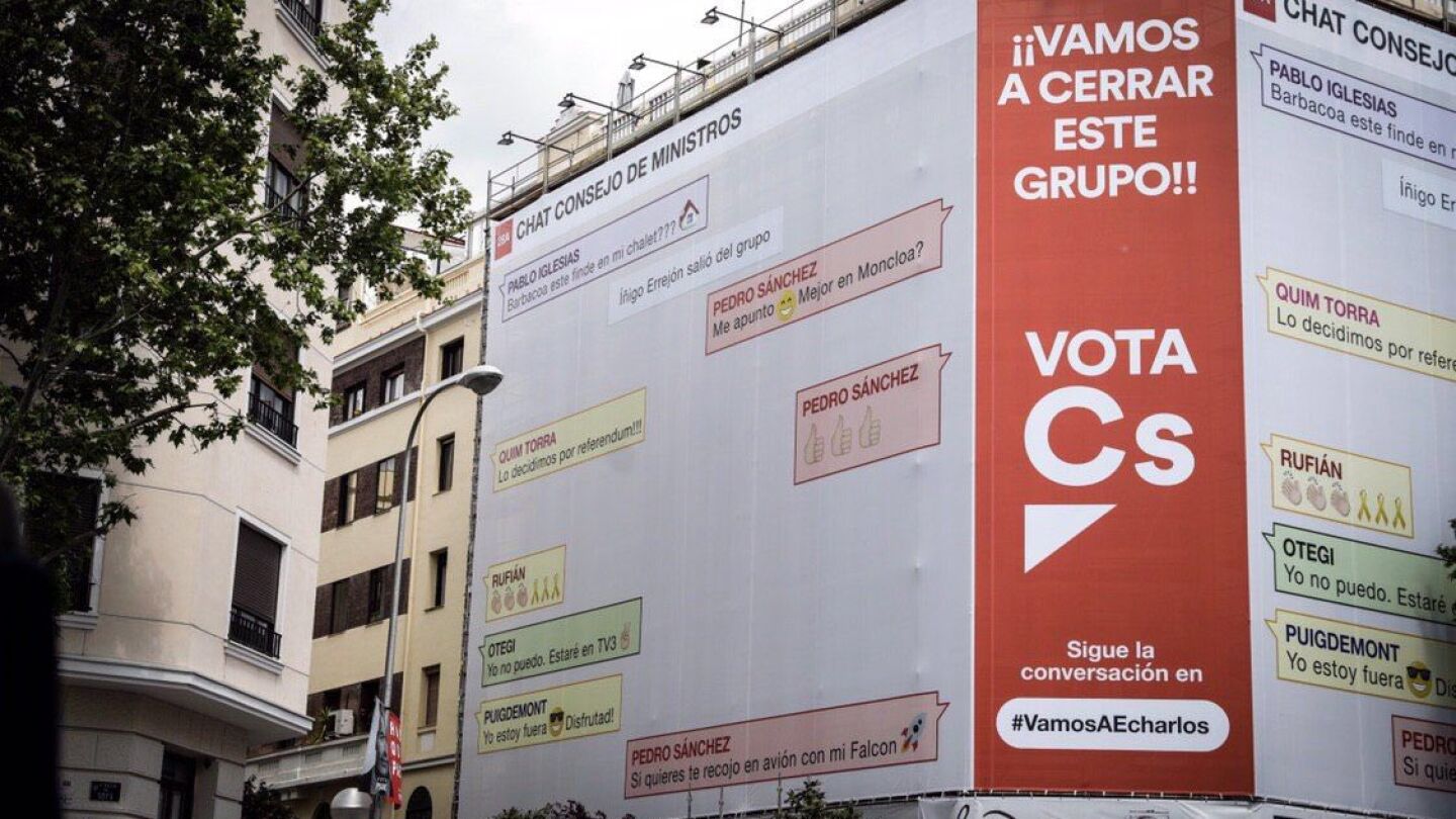 Lona de Ciudadanos en la calle Goya de Madrid.