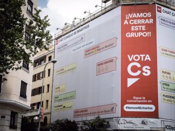 Lona de Ciudadanos en la calle Goya de Madrid. Lona de Ciudadanos en la calle Goya de Madrid.