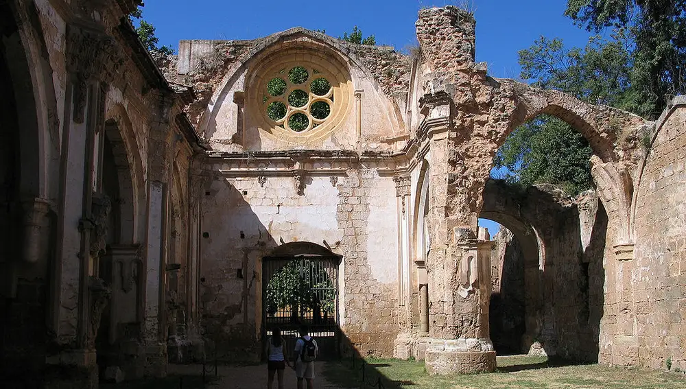 Iglesia. Monasterio de Piedra