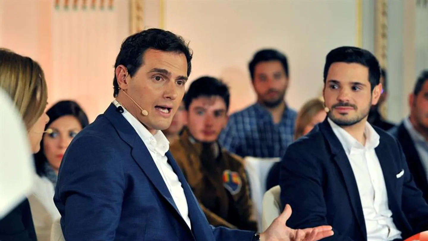 Albert Rivera en un acto de campaña Albert Rivera en un acto de campaña