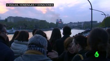 Duelo en Francia por el incendio que ha asolado Notre-Dame: "Hay cosas que no recuperaremos jamás"