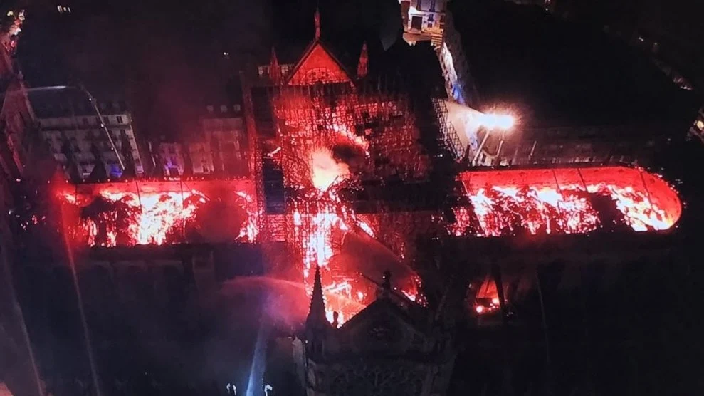 El incendio de Notre-Dame, a vista de dron