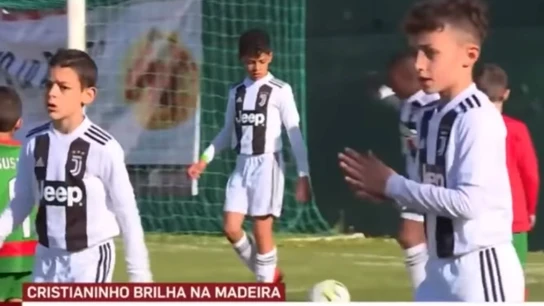 Cristiano Jr., en su partido con el benjamín de la Juventus Cristiano Jr., en su partido con el benjamín de la Juventus