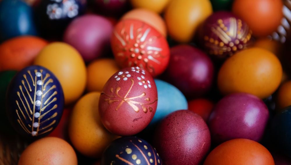 Huevos de Pascua pintados.