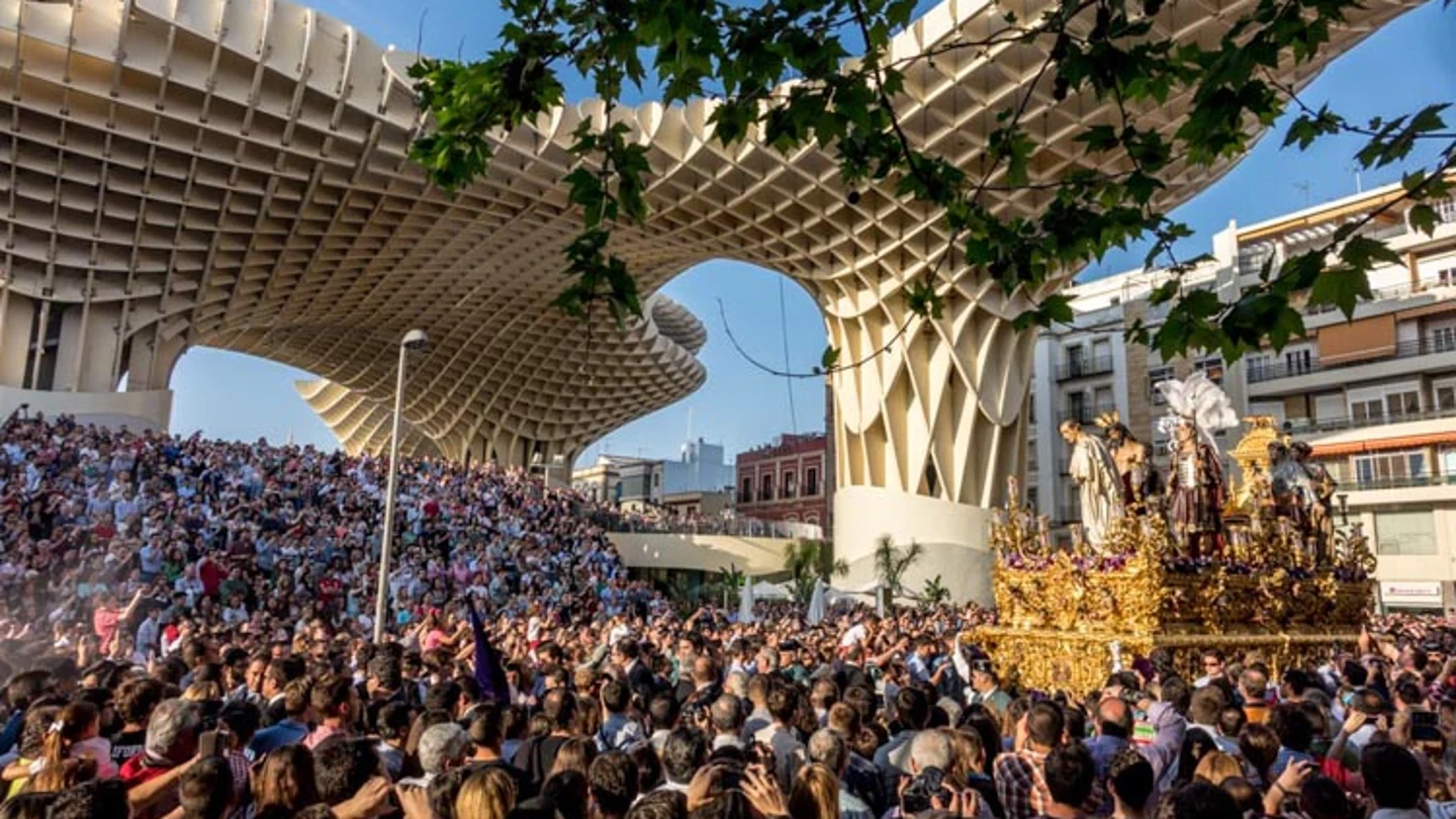 Procesión en Sevilla. Procesión en Sevilla.