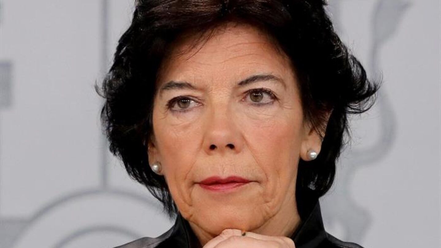 La portavoz del Gobierno y ministra de Educaci&oacute;n, Isabel Cela&aacute;