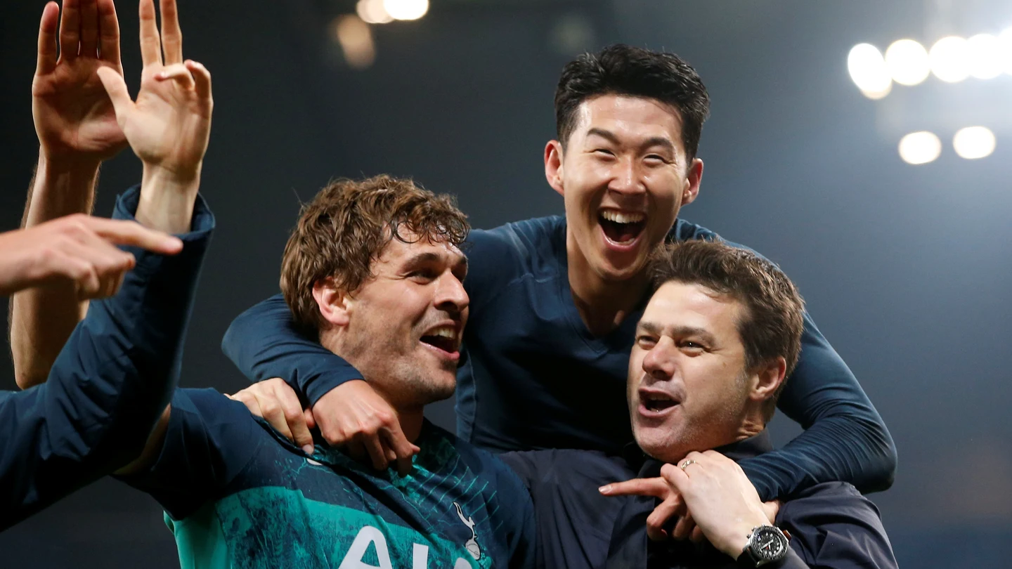 Ll.orente, Son y Pochettino celebran la clasificación para semifinales Ll.orente, Son y Pochettino celebran la clasificación para semifinales