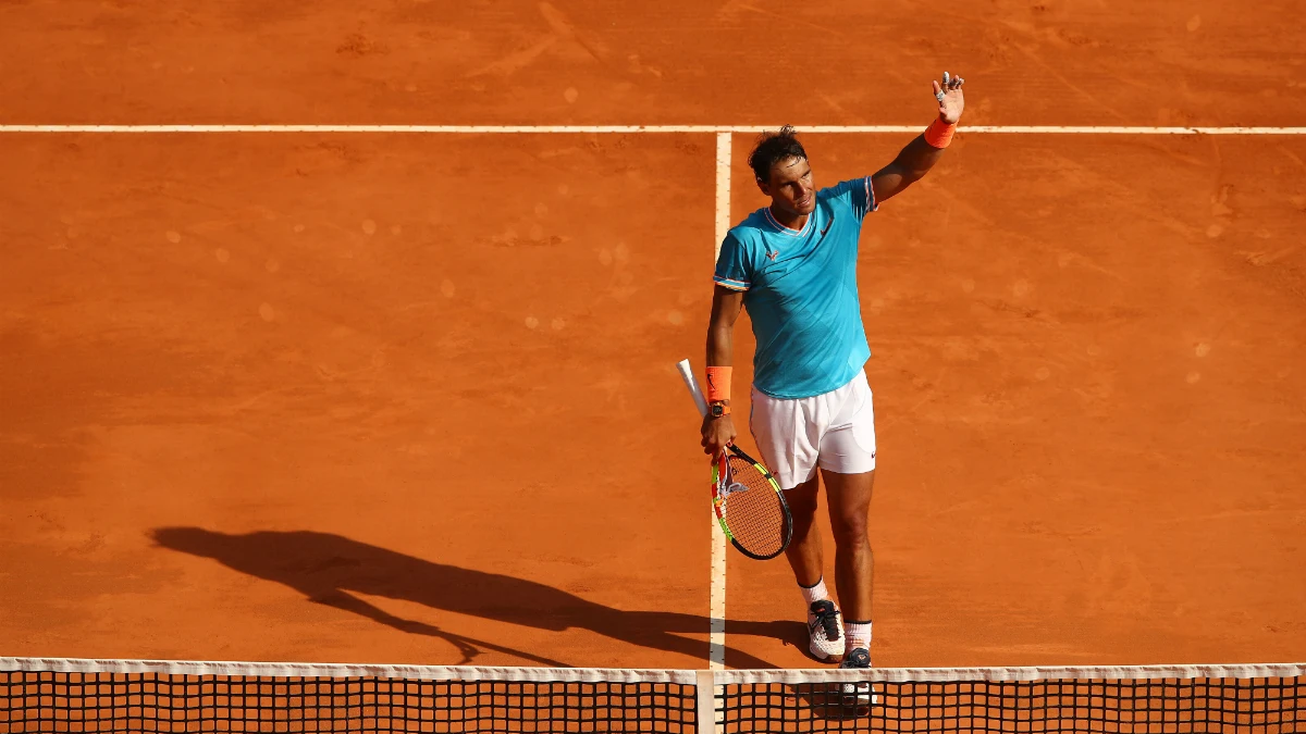 Nadal celebra una victoria en tierra batida