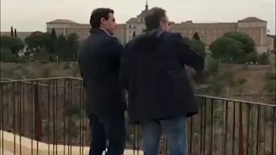 Albert Rivera y Juan Carlos Girauta, a la caza del voto en Toledo Albert Rivera y Juan Carlos Girauta, a la caza del voto en Toledo
