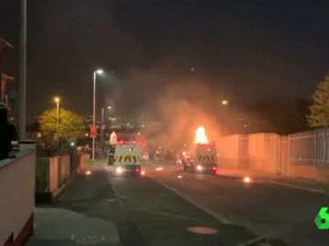 Muere una periodista tras recibir varios disparos durante los disturbios en Irlanda del Norte Muere una periodista tras recibir varios disparos durante los disturbios en Irlanda del Norte