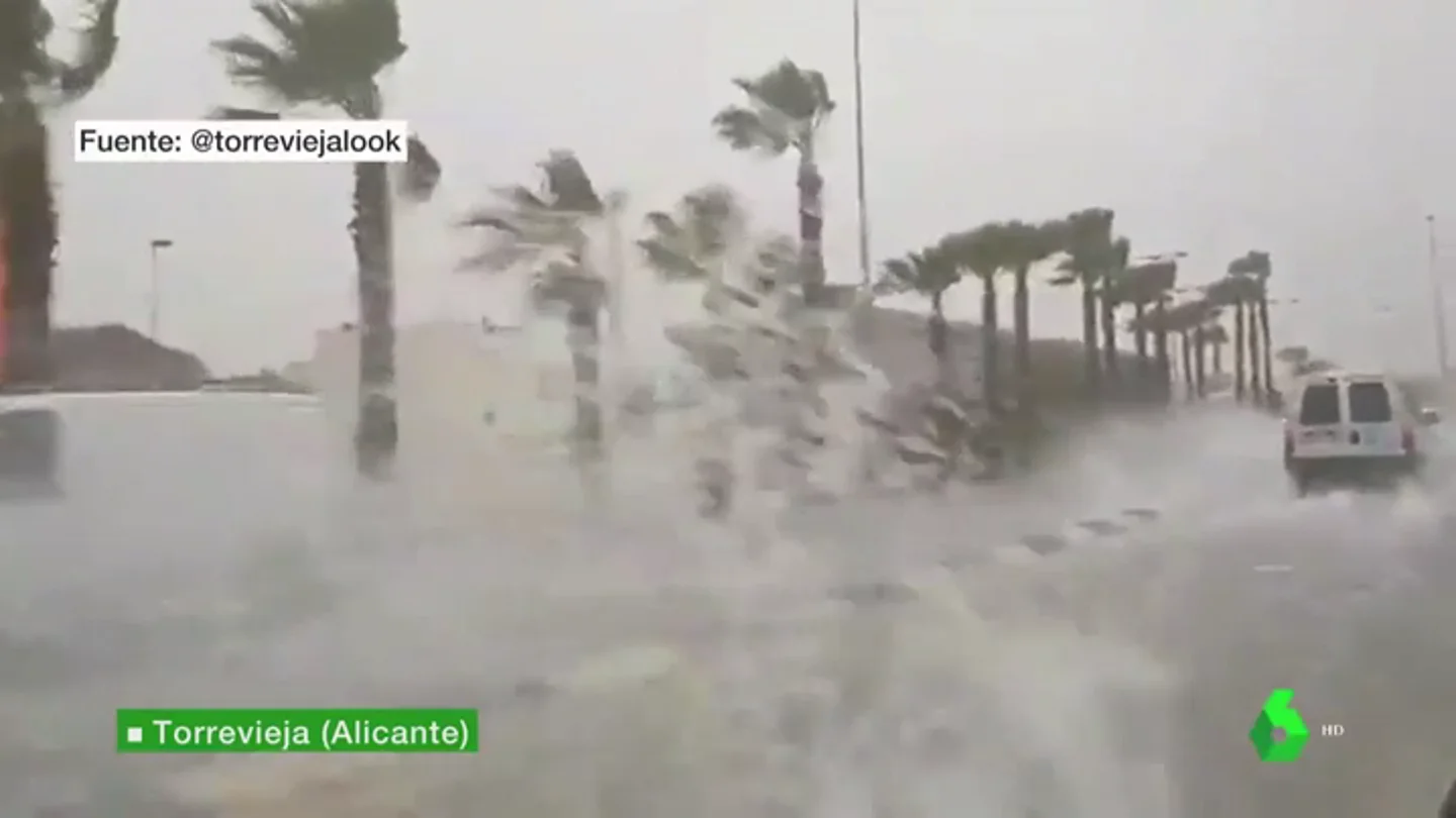 Temporal en Torrevieja La Comunitat Valenciana y Murcia sufren el mayor temporal de lluvia y viento en abril en 50 años