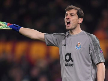 Iker Casillas, durante un partido con el Oporto Iker Casillas, durante un partido con el Oporto