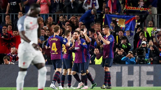 Los futbolistas del Barcelona celebran un gol Los futbolistas del Barcelona celebran un gol