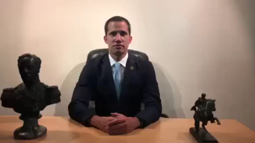 Guaidó convoca a "toda Venezuela" a participar en la "fase definitiva" de la 'Operación Libertad'