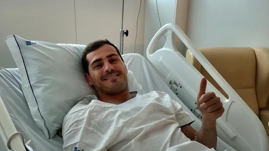 Iker Casillas en el hospital Iker Casillas en el hospital