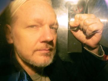 Julian Assange a su llegada al tribunal de Southwark en Londres, Reino Unido. Julian Assange a su llegada al tribunal de Southwark en Londres, Reino Unido.
