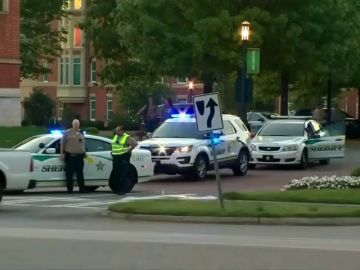 Al menos dos muertos y cuatro heridos en un tiroteo en una universidad de Carolina del Norte, EEUU Al menos dos muertos y cuatro heridos en un tiroteo en una universidad de Carolina del Norte, EEUU