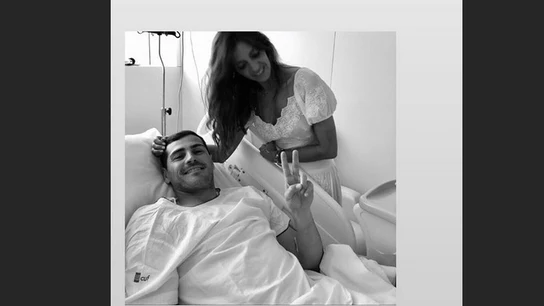 Iker Casillas y Sara Carbonero, juntos en el hospital Iker Casillas y Sara Carbonero, juntos en el hospital