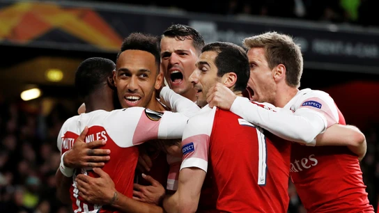 Aubameyang celebra con sus compañeros uno de sus goles en el Arsenal Aubameyang celebra con sus compañeros uno de sus goles en el Arsenal