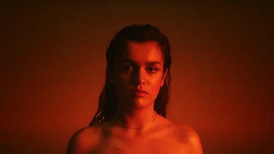 Amaia en el videoclip de 'El Relámpago' Amaia en el videoclip de 'El Relámpago'