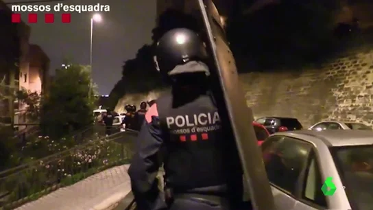 Los Mossos desarticulan una banda que robaba coches en Cataluña para luego venderlos fuera de España Los Mossos desarticulan una banda que robaba coches en Cataluña para luego venderlos fuera de España
