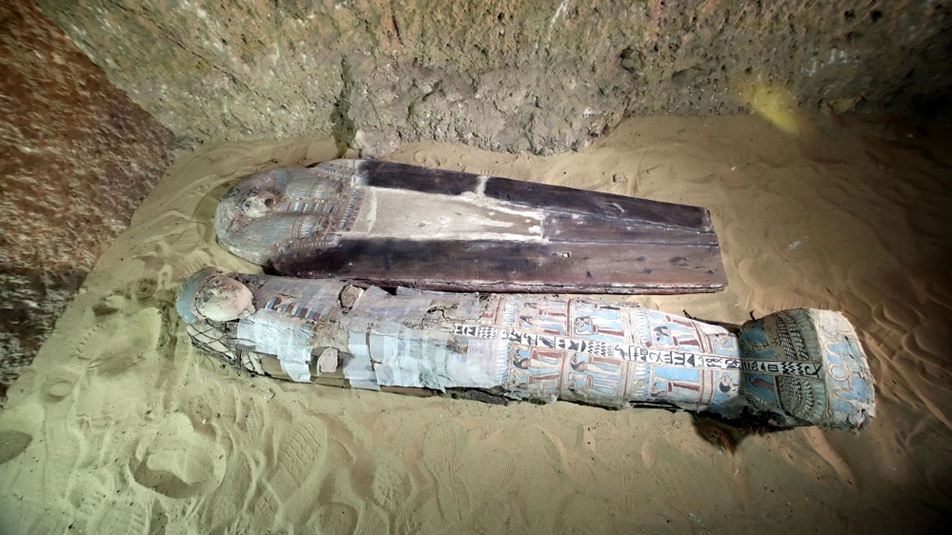 Imagen de las tumbas encontradas en las pirámides de Giza