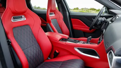 Jaguar F-Pace SVR Jaguar F-Pace SVR