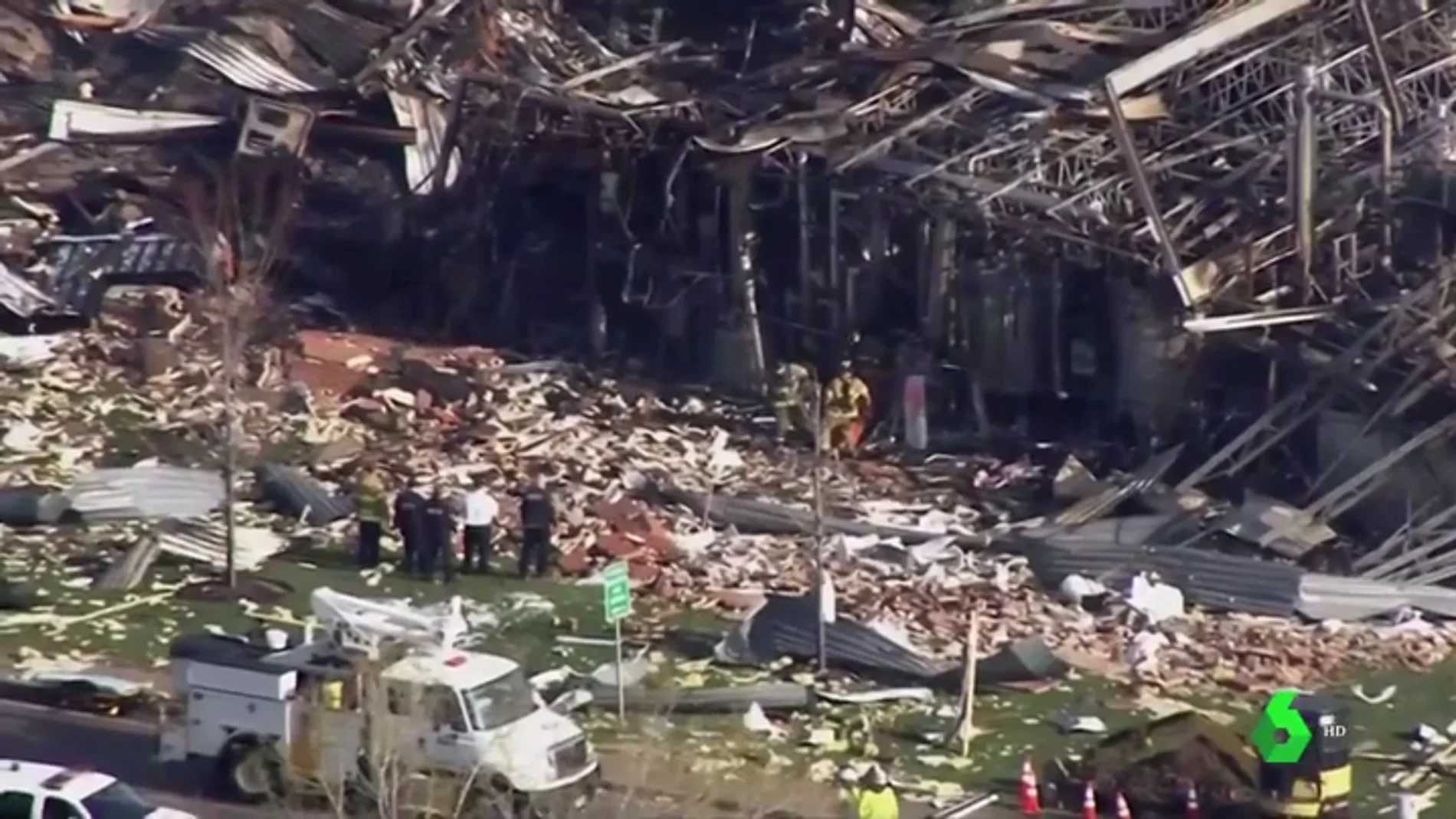 Dos personas han muerto por una explosión en una fábrica de silicona en Illinois