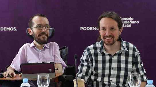 Pablo Iglesias junto al secretario de organización del partido, Pablo Echenique Pablo Iglesias junto al secretario de organización del partido, Pablo Echenique