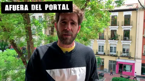 Afuera del portal Afuera del portal