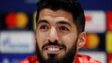 Luis Suárez, durante su comparecencia ante los medios