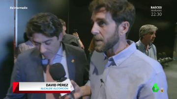 Gonzo pone en un aprieto al alcalde de Alcorcón (PP): "¿Es justo que las instituciones dejen en la calle a 93 familias?"
