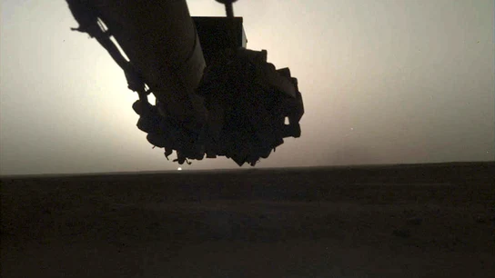 Imagen del amanecer visto desde Marte a través de la sonda Insight. Imagen del amanecer visto desde Marte a través de la sonda Insight.