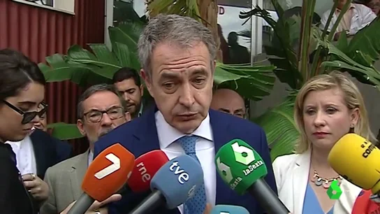 Zapatero, crítico con la posición de Trump sobre Venezuela: "Es preocupante lo que ha pretendido allí" Zapatero, crítico con la posición de Trump sobre Venezuela: "Es preocupante lo que ha pretendido allí"