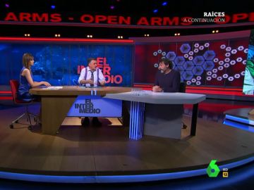 Óscar Camps denuncia el bloqueo que sufre el Open Arms en Grecia: "Defender los derechos humanos, por lo visto, está perseguido" Óscar Camps denuncia el bloqueo que sufre el Open Arms en Grecia: "Defender los derechos humanos, por lo visto, está perseguido"