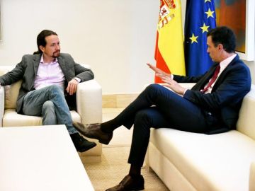 Pablo Iglesias y Pedro Sánchez en Moncloa