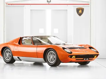Lamborghini Miura P400  Lamborghini Miura P400