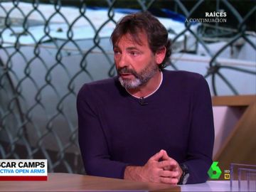 El llamamiento de Óscar Camps, director del Open Arms: "La situación es crítica, hay niños expuestos a enfermedades e infecciones" El llamamiento de Óscar Camps, director del Open Arms: "La situación es crítica, hay niños expuestos a enfermedades e infecciones"