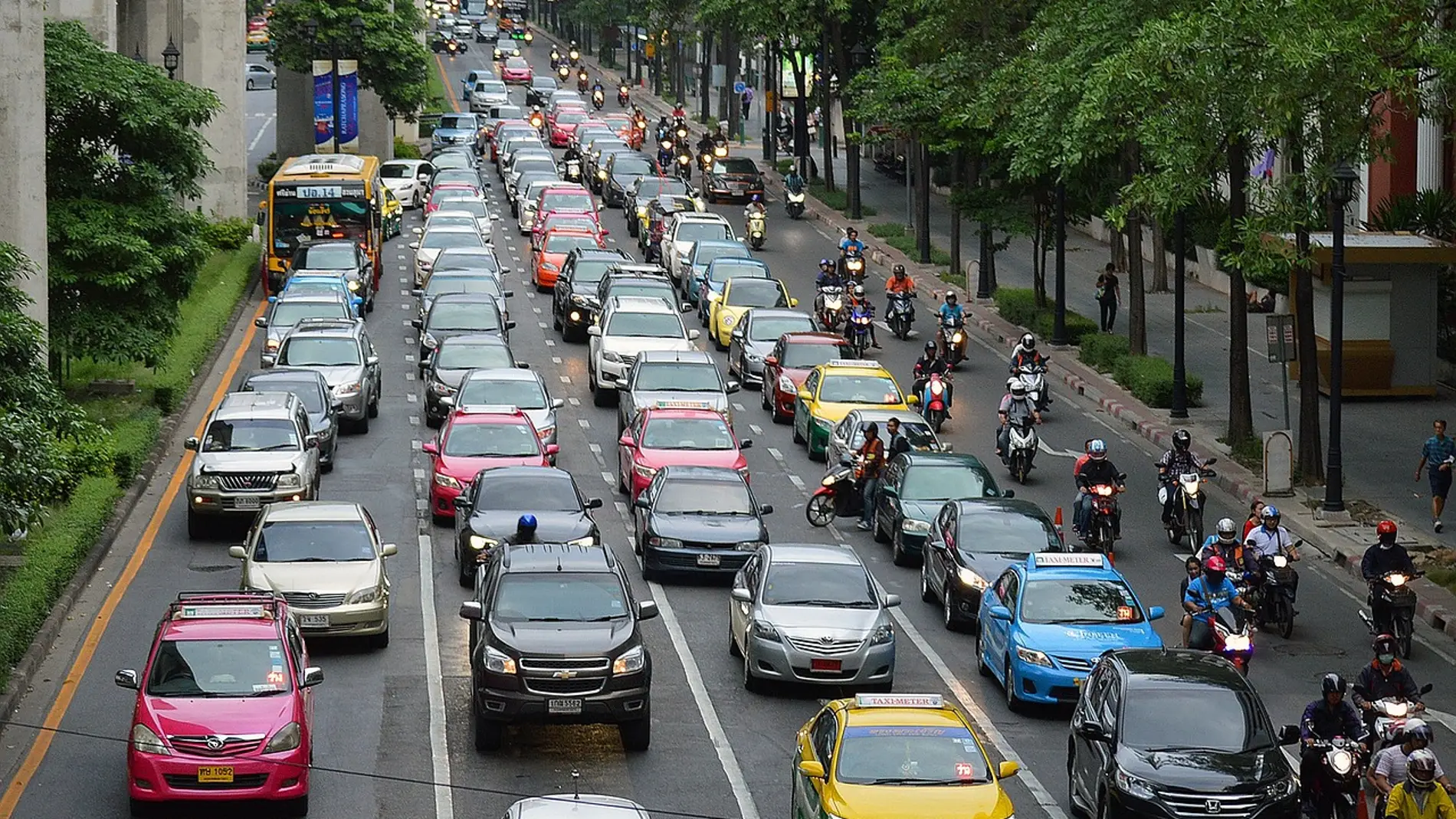 Los objetivos de los PMUS son reducir la congestión urbana y la contaminación, pero también alentar a los ciudadanos a cambiar sus hábitos para que sean menos dependientes de sus automóviles y más activos en sus viajes diarios. 