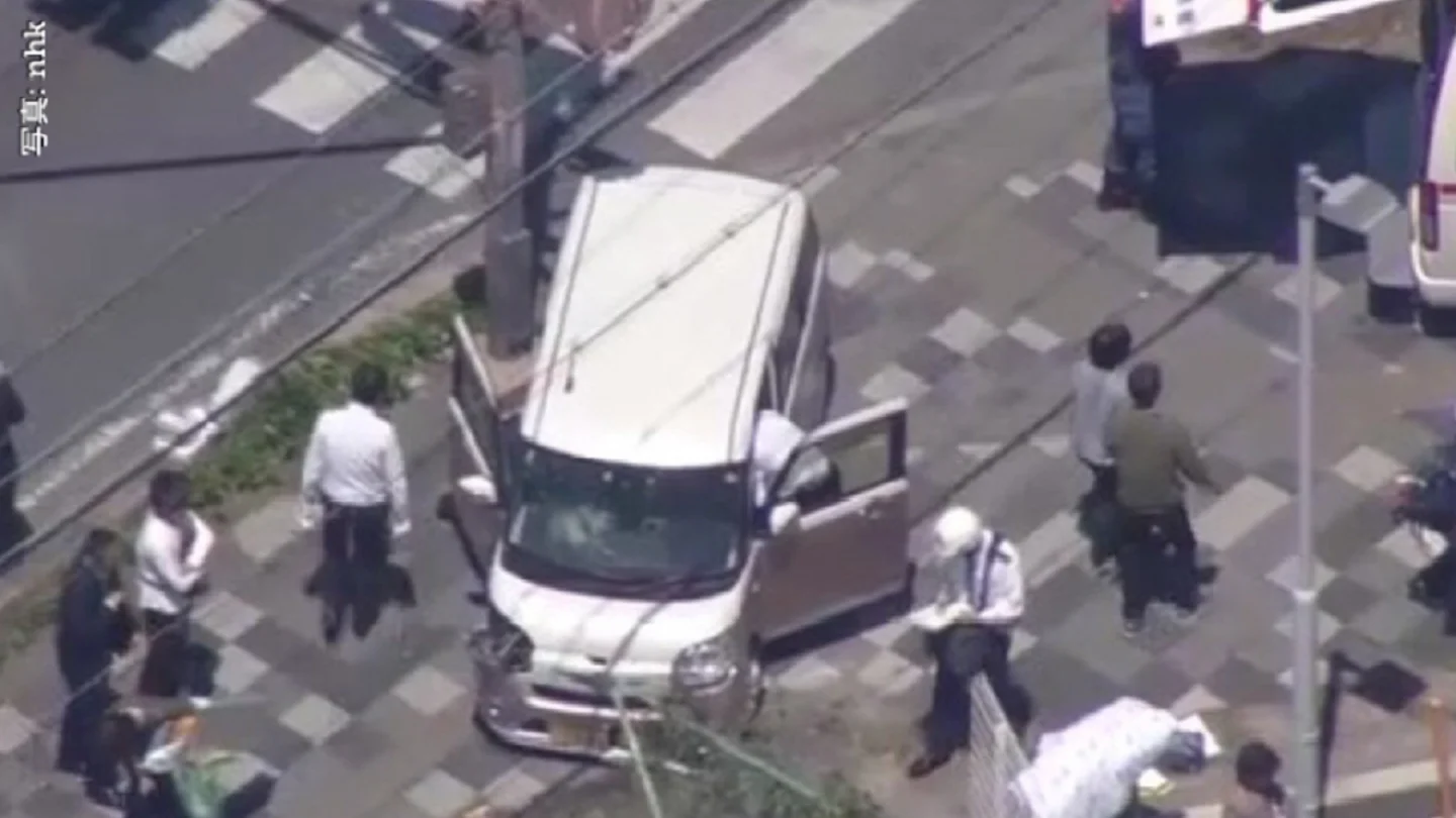 Imagen del coche accidentado en la ciudad de Otsu, Japón. Imagen del coche accidentado en la ciudad de Otsu, Japón.