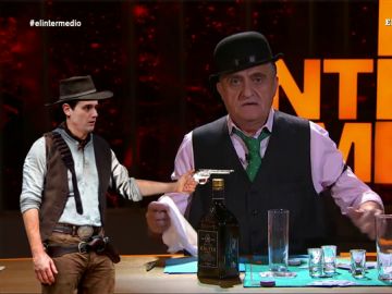 Albert Rivera y Pablo Casado 'sacan' las armas para combatir en el 'Duelo de centristas' Albert Rivera y Pablo Casado 'sacan' las armas para combatir en el 'Duelo de centristas'