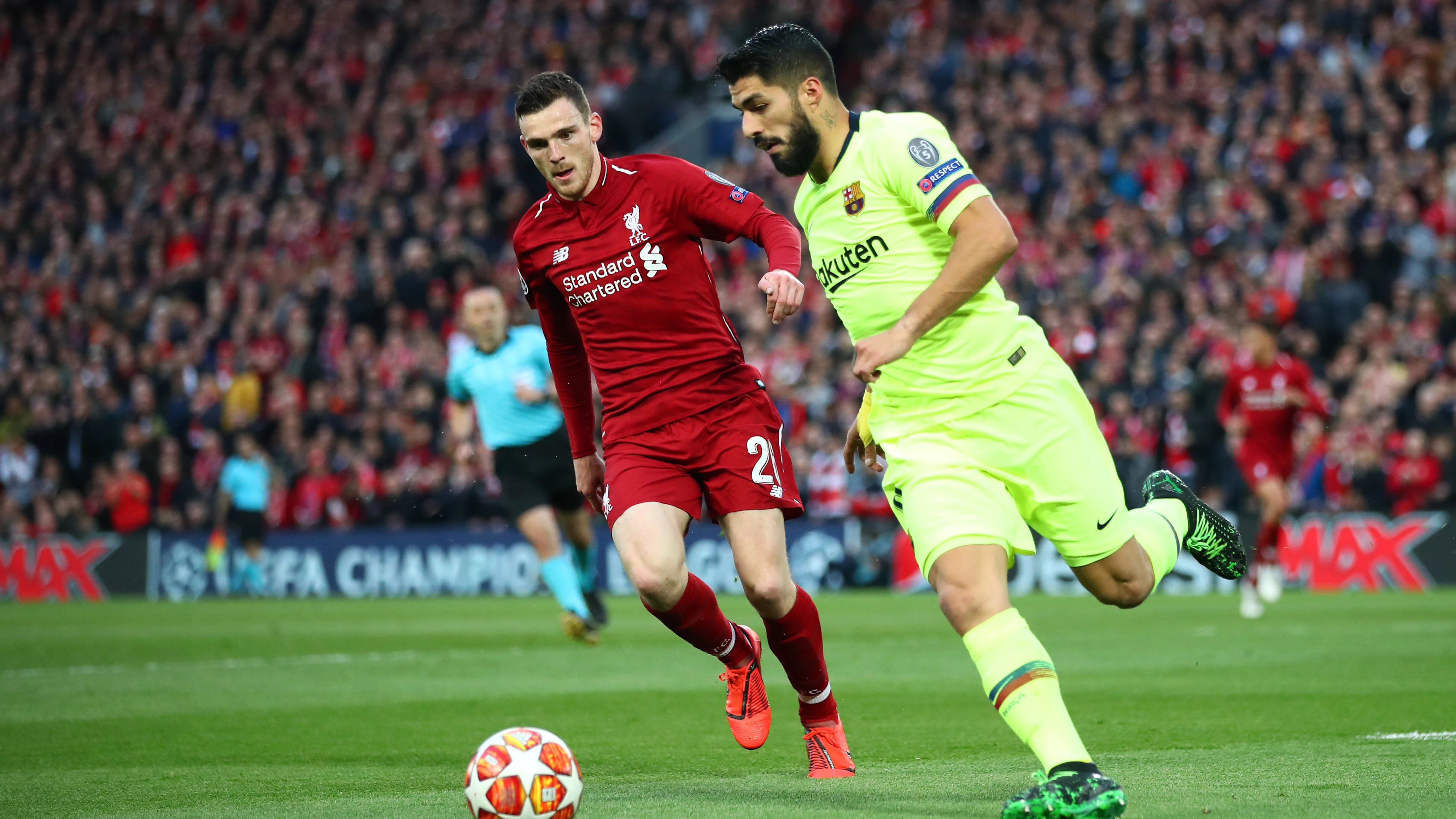 Robertson y Suárez durante el partido de vuelta